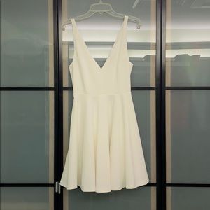 White Sleeveless Dress